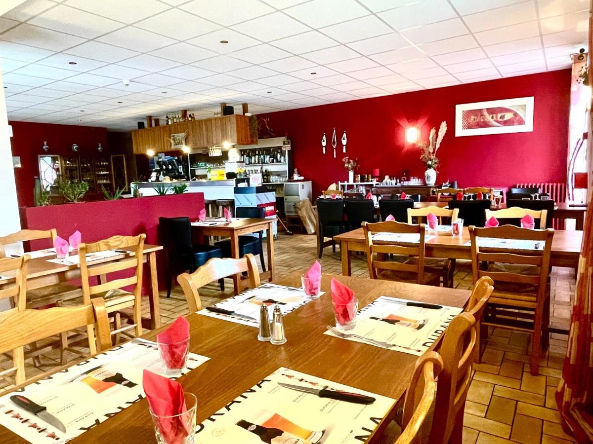 Auberge Le Beaulieu -Cantal Eksteriør bilde